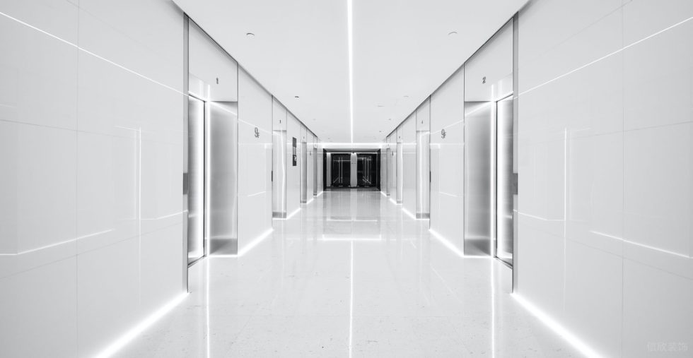 潔白現(xiàn)代風(fēng)辦公室裝修設(shè)計白色線型燈 潔白現(xiàn)代風(fēng)辦公室裝修設(shè)計白色線型燈