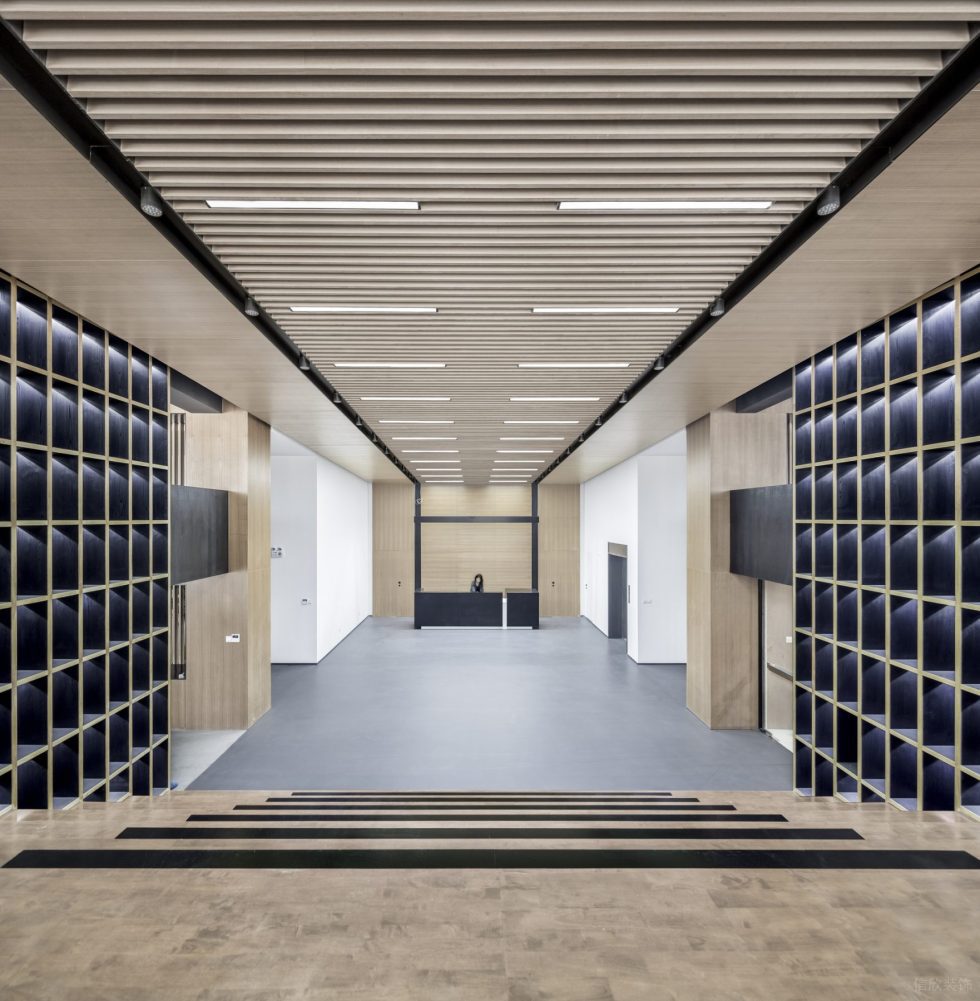 簡(jiǎn)潔原木風(fēng)辦公室裝修設(shè)計(jì)原木色大堂 簡(jiǎn)潔原木風(fēng)辦公室裝修設(shè)計(jì)原木色大堂