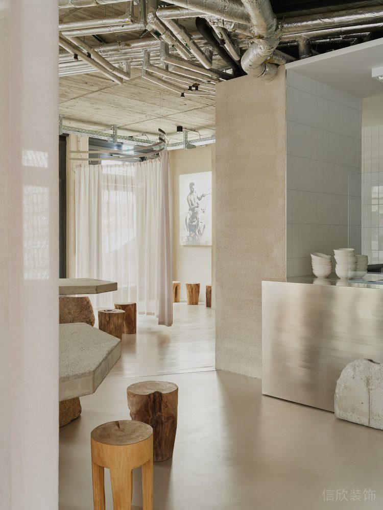 簡(jiǎn)約輕工業(yè)風(fēng)西餐廳微水泥地面過(guò)道裝修設(shè)計(jì)