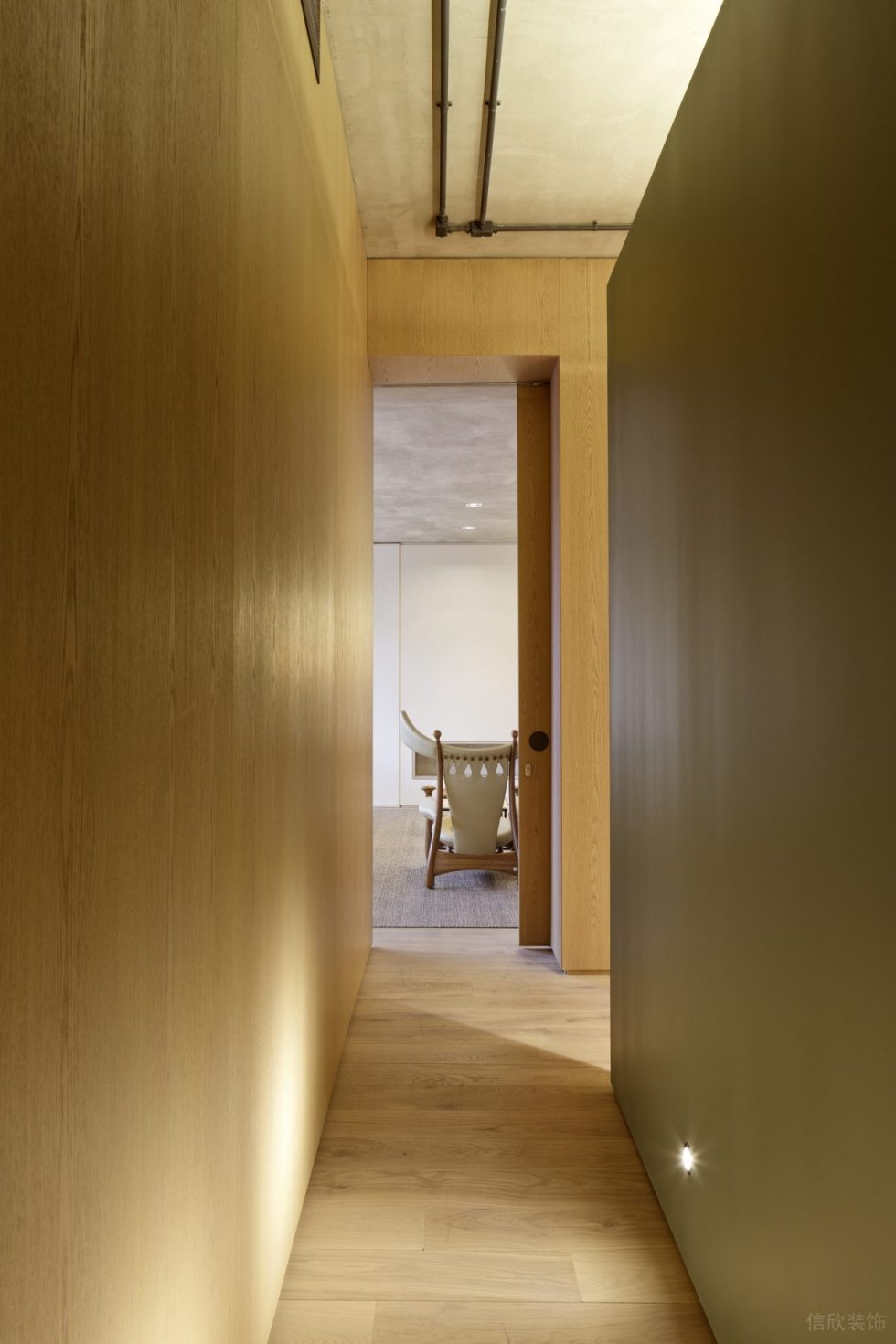 簡約原木風辦公室裝修設計原木色過道 簡約原木風辦公室裝修設計原木色過道