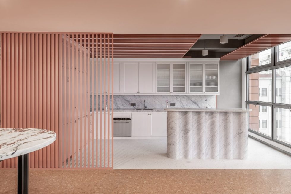 玫瑰金時(shí)尚風(fēng)辦公室裝修設(shè)計(jì) 大理石臺(tái)面茶水間