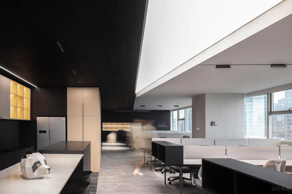 深圳市南山區(qū)保利城大廈1500平方米現(xiàn)代主義辦公室 (68)