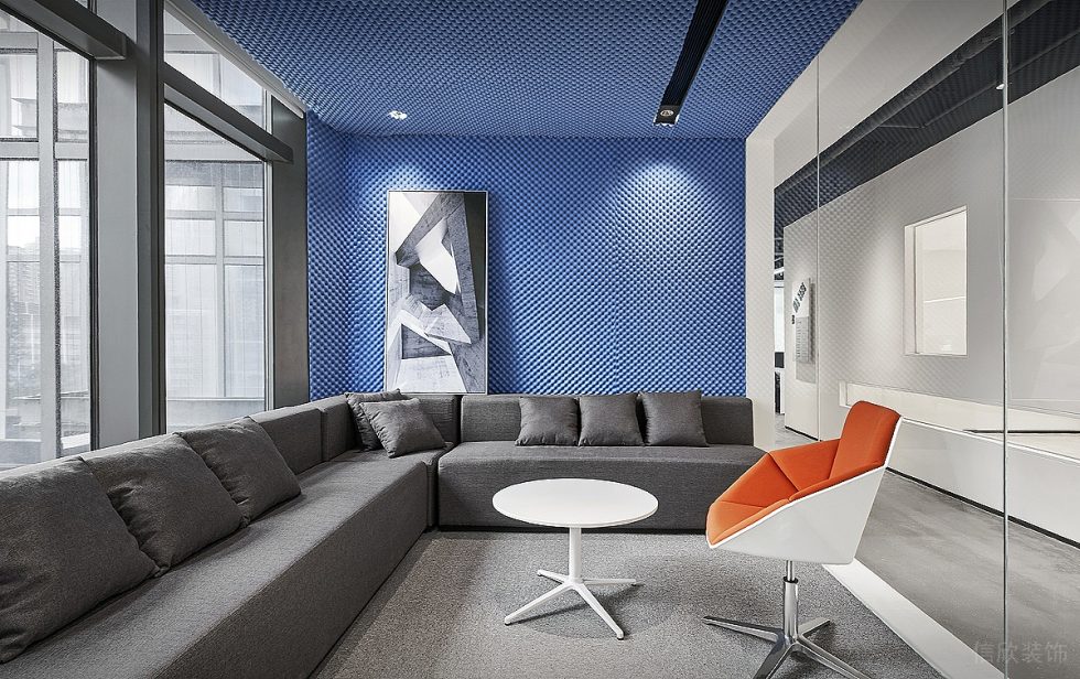 深圳灣科技生態(tài)園簡約科技風(fēng)格信測辦公空間 大會議室