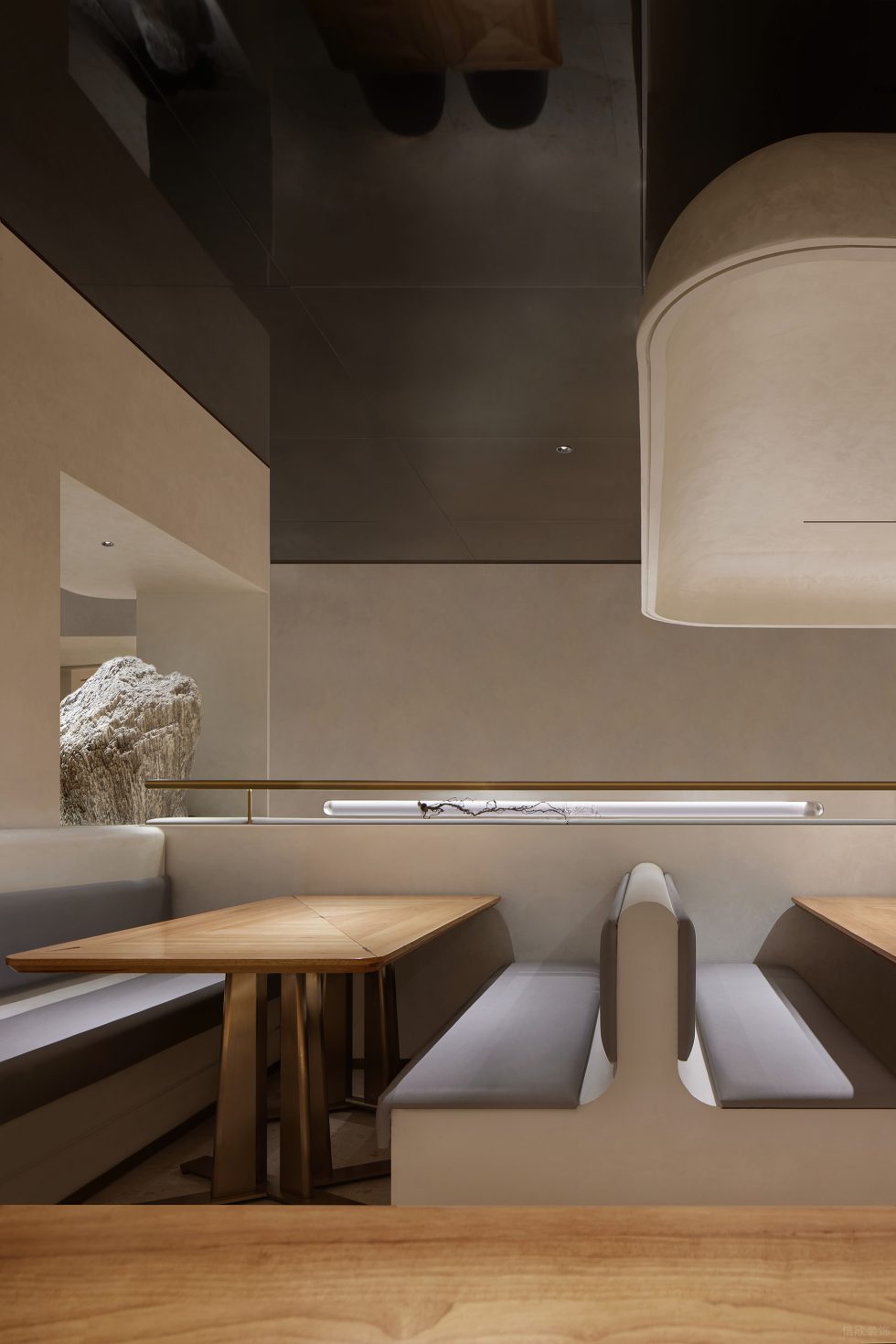 現(xiàn)代極簡(jiǎn)餐廳簡(jiǎn)單實(shí)用卡座裝修設(shè)計(jì)