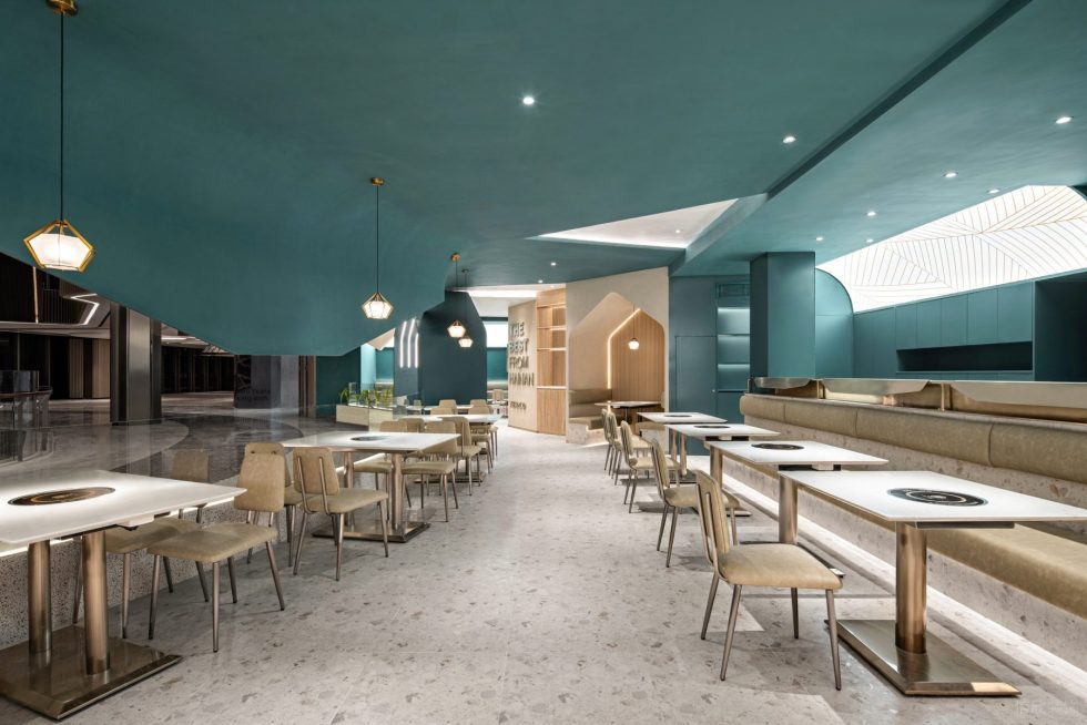 椰林海岸極簡風(fēng)火鍋店極簡設(shè)計天花裝修效果圖