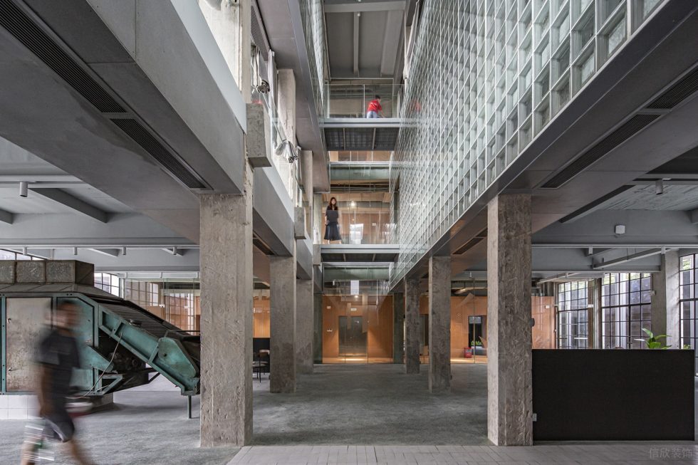 原生態(tài)雅致茶院走廊挑高設(shè)計裝修