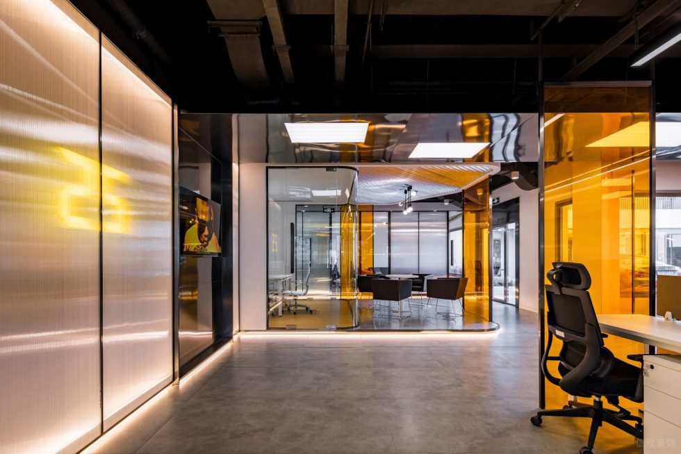 動感現(xiàn)代風(fēng)辦公室裝修設(shè)計水泥色地磚 動感現(xiàn)代風(fēng)辦公室裝修設(shè)計水泥色地磚