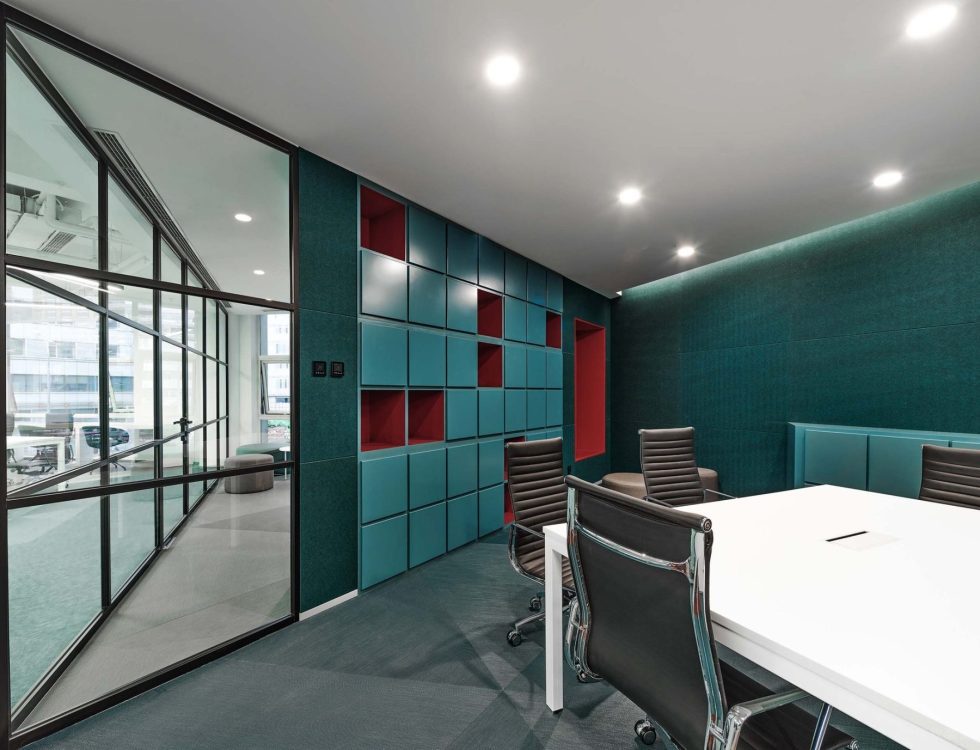 深青色現(xiàn)代風辦公室裝修設(shè)計深青色會議室 深青色現(xiàn)代風辦公室裝修設(shè)計深青色會議室