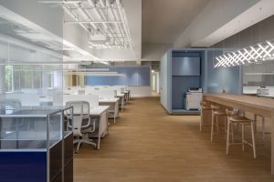 清雅色簡約風辦公室裝修設(shè)計辦公廳效果圖