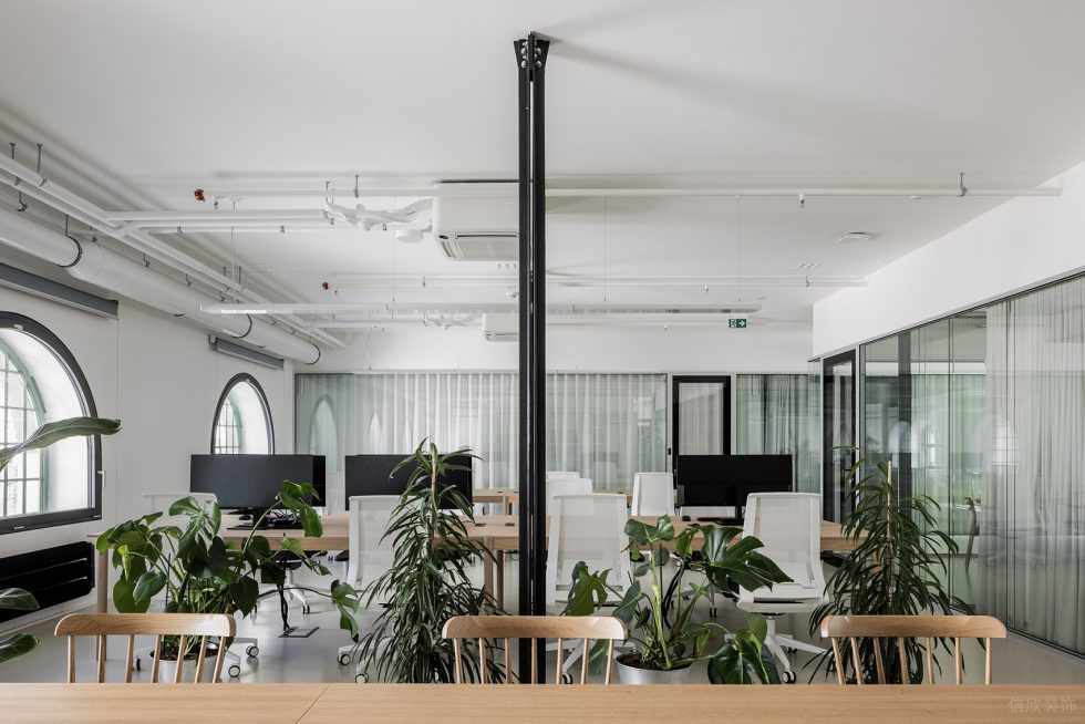 白色簡(jiǎn)約自然風(fēng)辦公室裝修設(shè)計(jì)白色系辦公區(qū) 白色簡(jiǎn)約自然風(fēng)辦公室裝修設(shè)計(jì)白色系辦公區(qū)