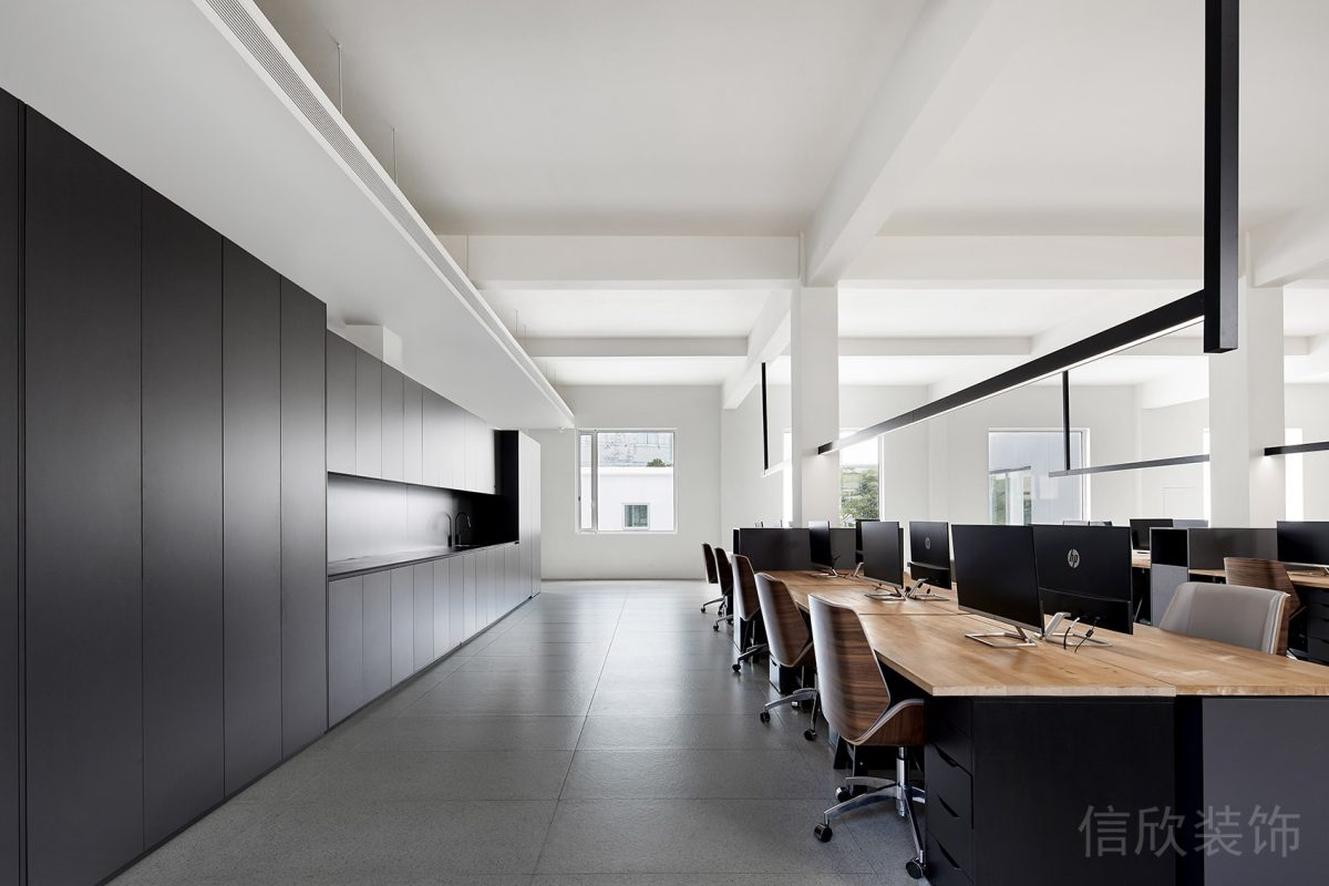 辦公室研發(fā)辦公室獨(dú)立木椅開放式效果圖