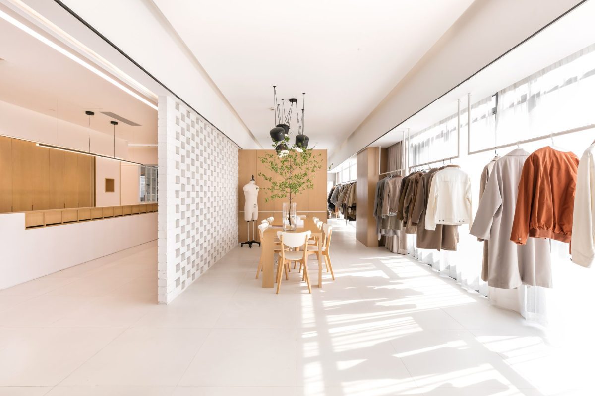 產(chǎn)品展廳樣板間天花吊桿辦公室設(shè)計(jì)