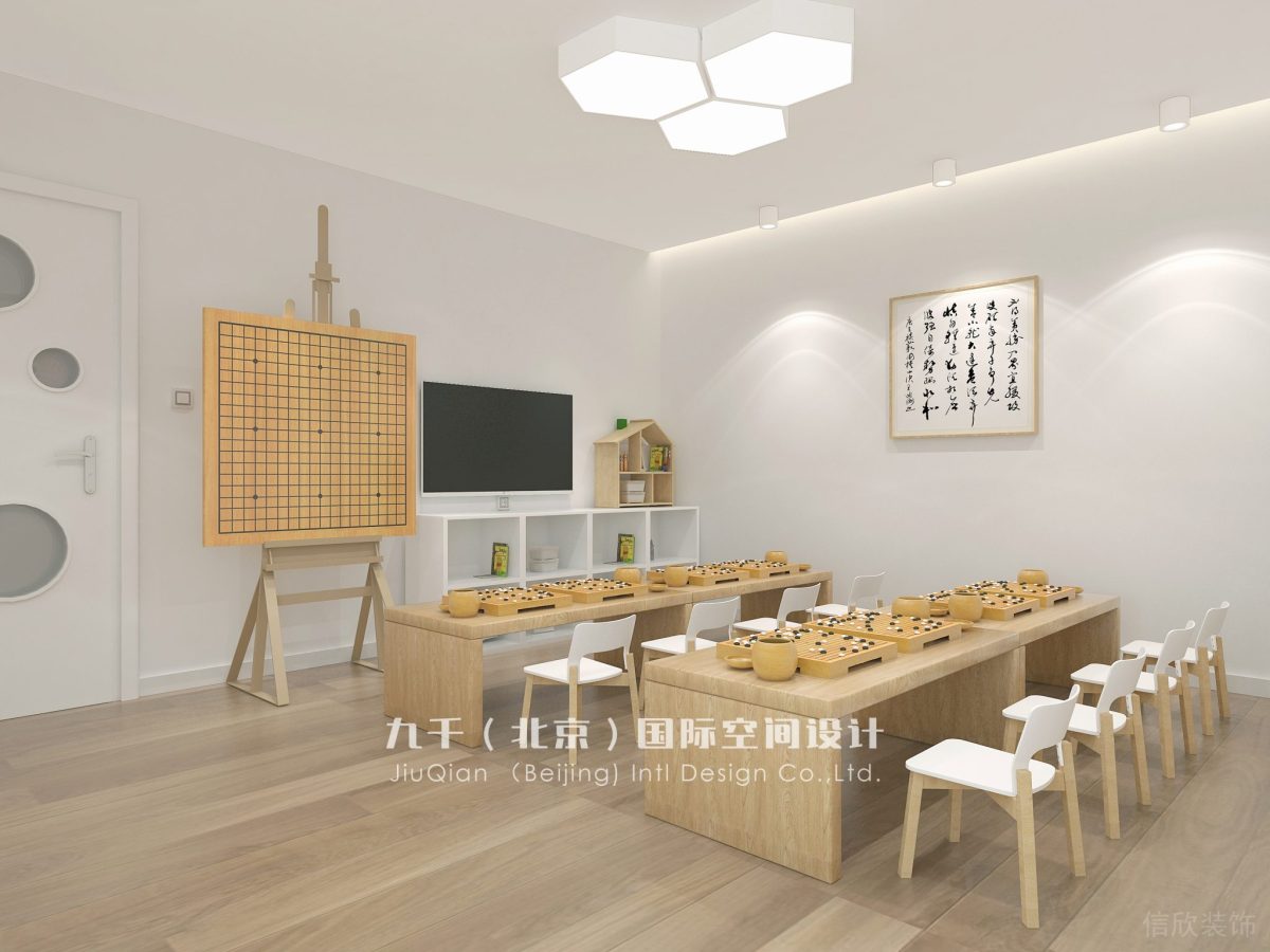 新苗國(guó)際教育中心過道視角兒童教育原木風(fēng)圍棋教室裝修設(shè)計(jì)