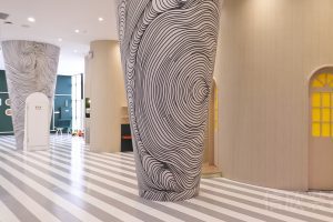 深圳市龍華區(qū)理想時代大廈同心游泳館裝修設(shè)計走廊設(shè)計