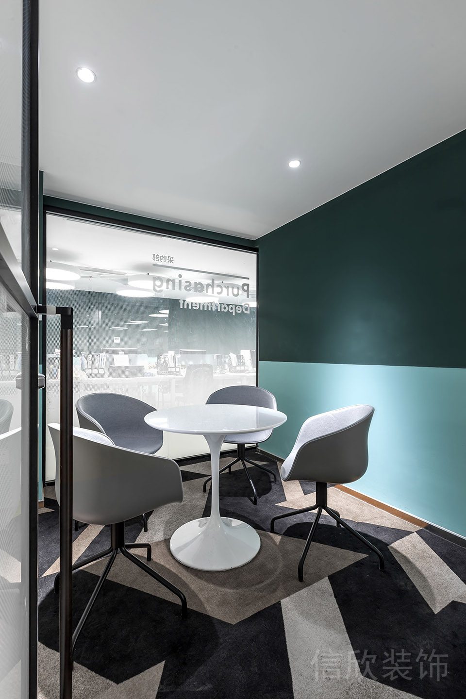 現(xiàn)代北歐風(fēng)客戶等候區(qū)辦公室設(shè)計