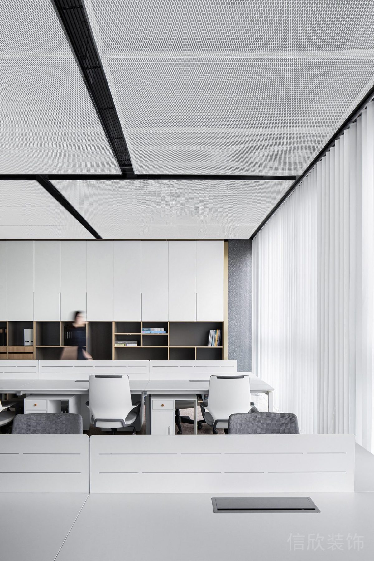 現(xiàn)代輕奢簡約風(fēng)辦公空間辦公區(qū)裝修設(shè)計(jì)