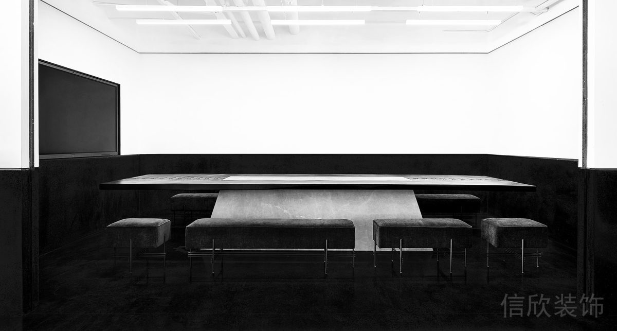 辦公室裝修設計黑白色調(diào)會議室