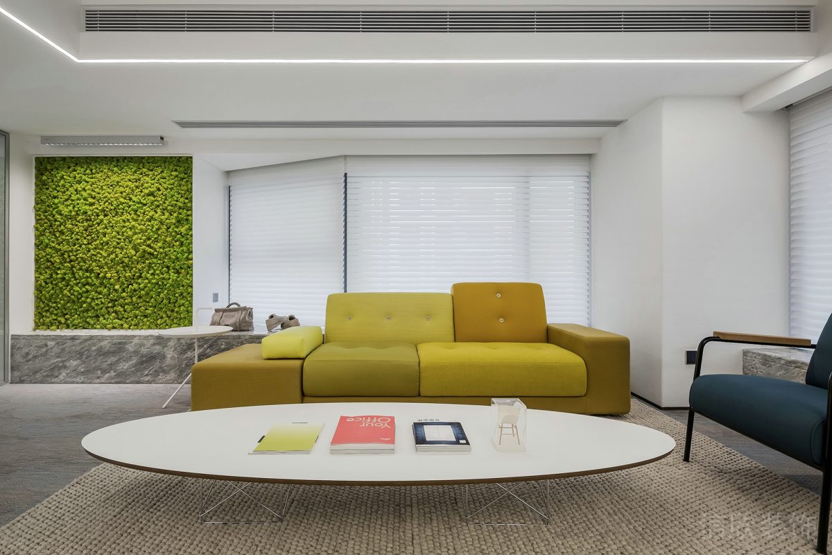 布藝沙發(fā)ceo辦公室裝修設(shè)計會議室