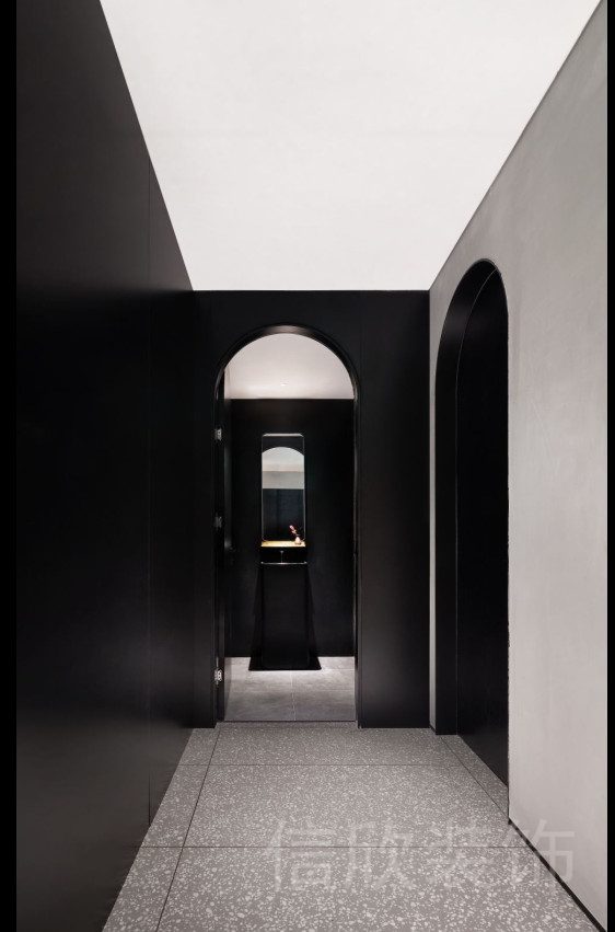 黑白色調(diào)過道瑜伽設(shè)計(jì)水磨石簡(jiǎn)約風(fēng)裝修效果圖