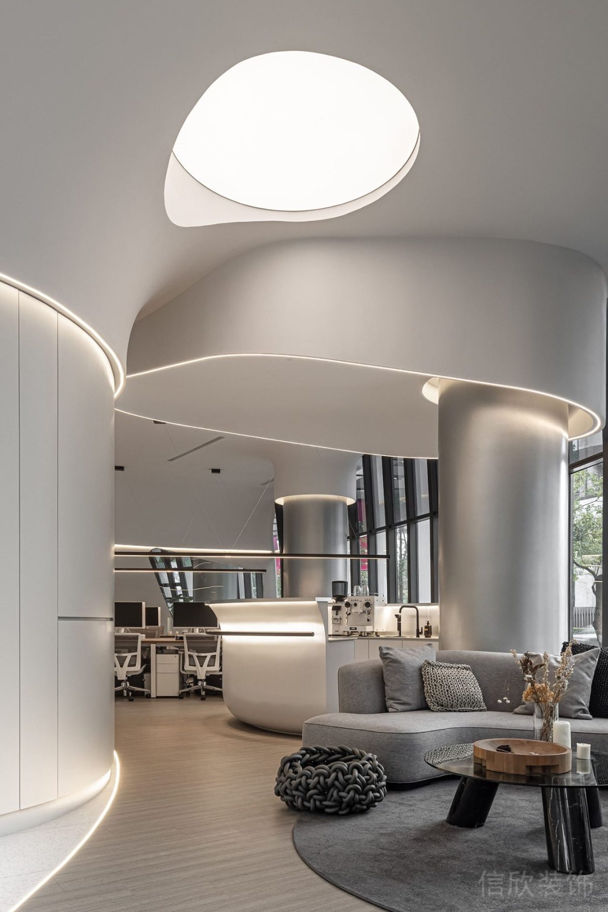 環(huán)形棉麻灰色沙發(fā)茶水間裝修效果圖