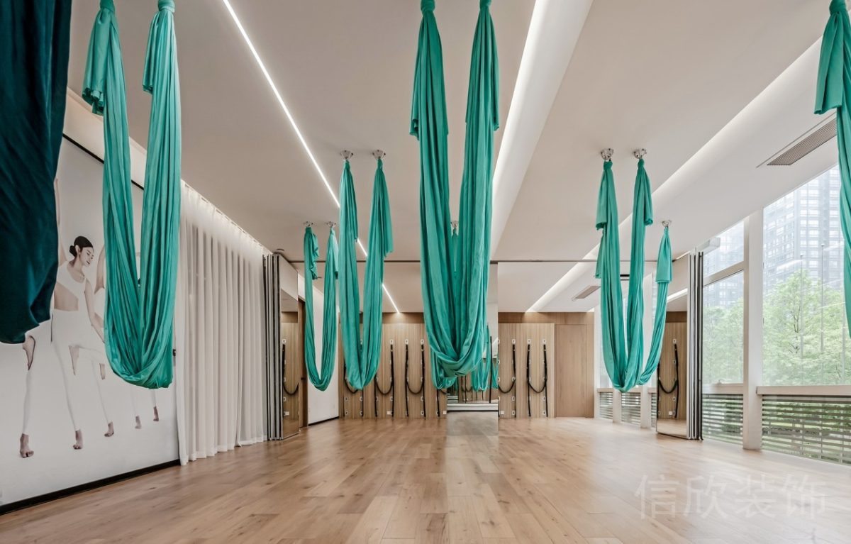 空中瑜伽教室多功能健身房彈力帶設(shè)計(jì)
