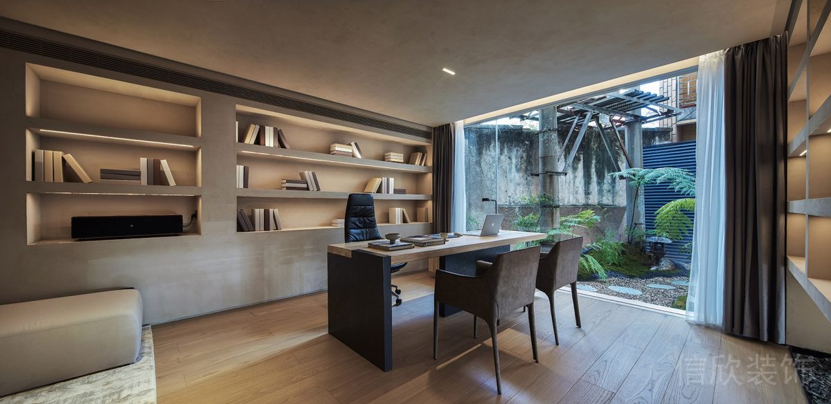 老板辦公室玻璃觀景商務(wù)風(fēng)裝修設(shè)計(jì)