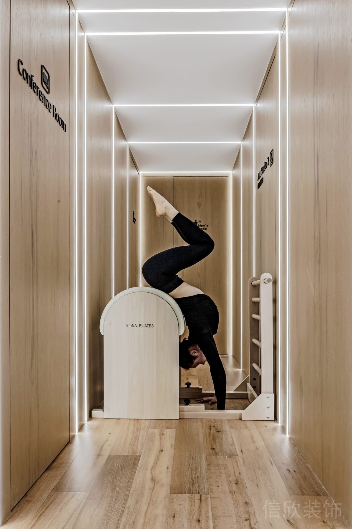 普拉提過(guò)道設(shè)計(jì)瑜伽大器械梯桶實(shí)木設(shè)計(jì)