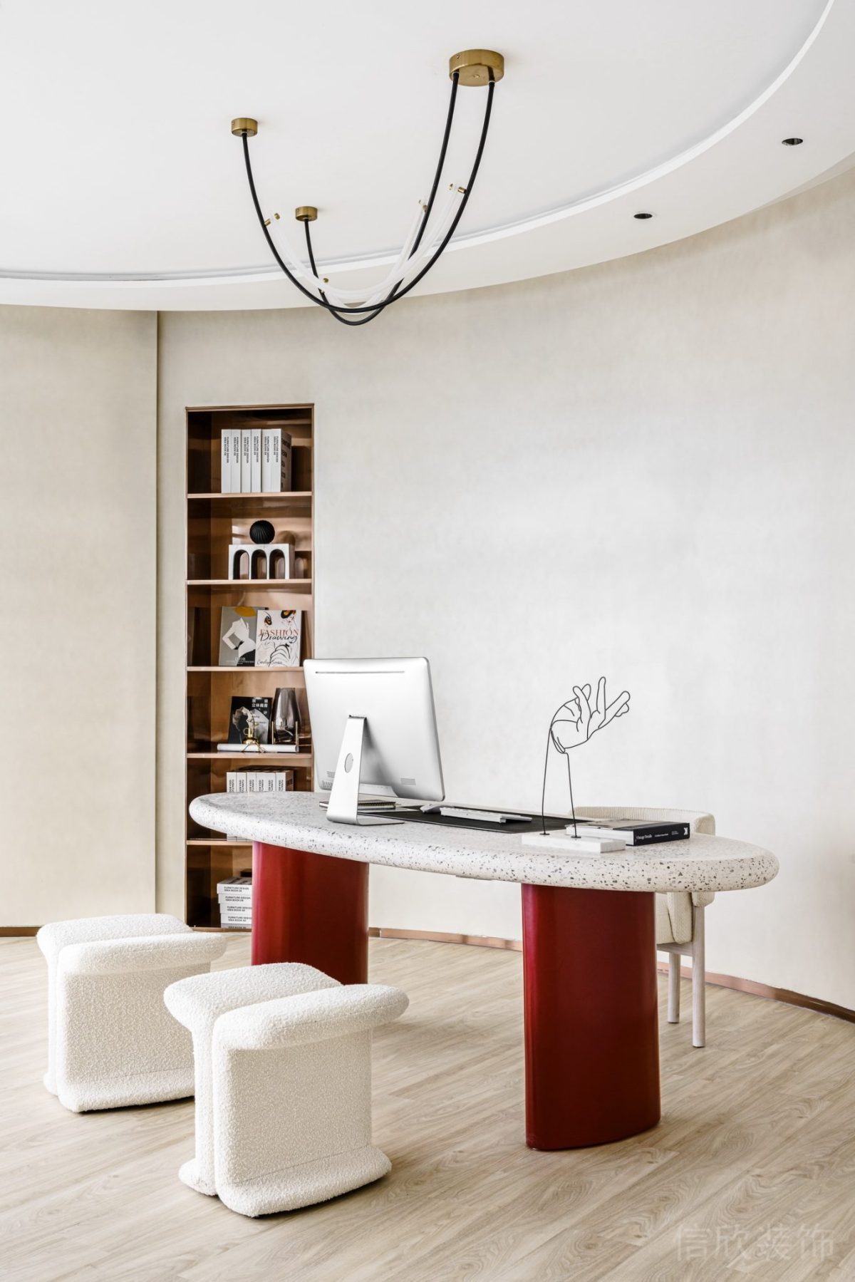 現(xiàn)代簡(jiǎn)約大理石桌面搭配鵝卵石椅子設(shè)計(jì)