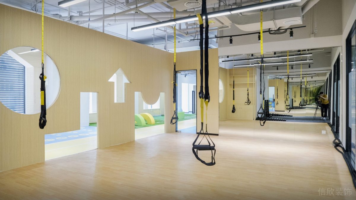 瑜伽培訓(xùn)機(jī)構(gòu)工業(yè)風(fēng)天花板懸吊區(qū)裝修