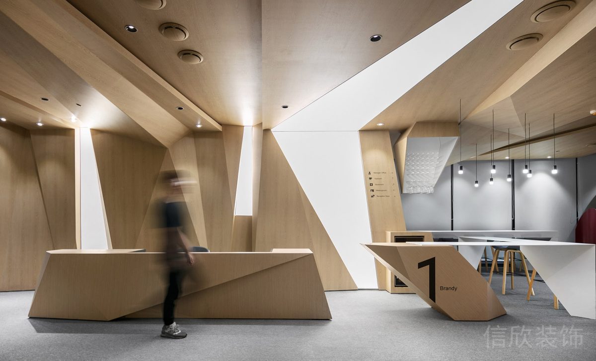 原木風(fēng)裝修設(shè)計(jì)前臺(tái)設(shè)計(jì)led內(nèi)嵌式燈飾天花吊頂