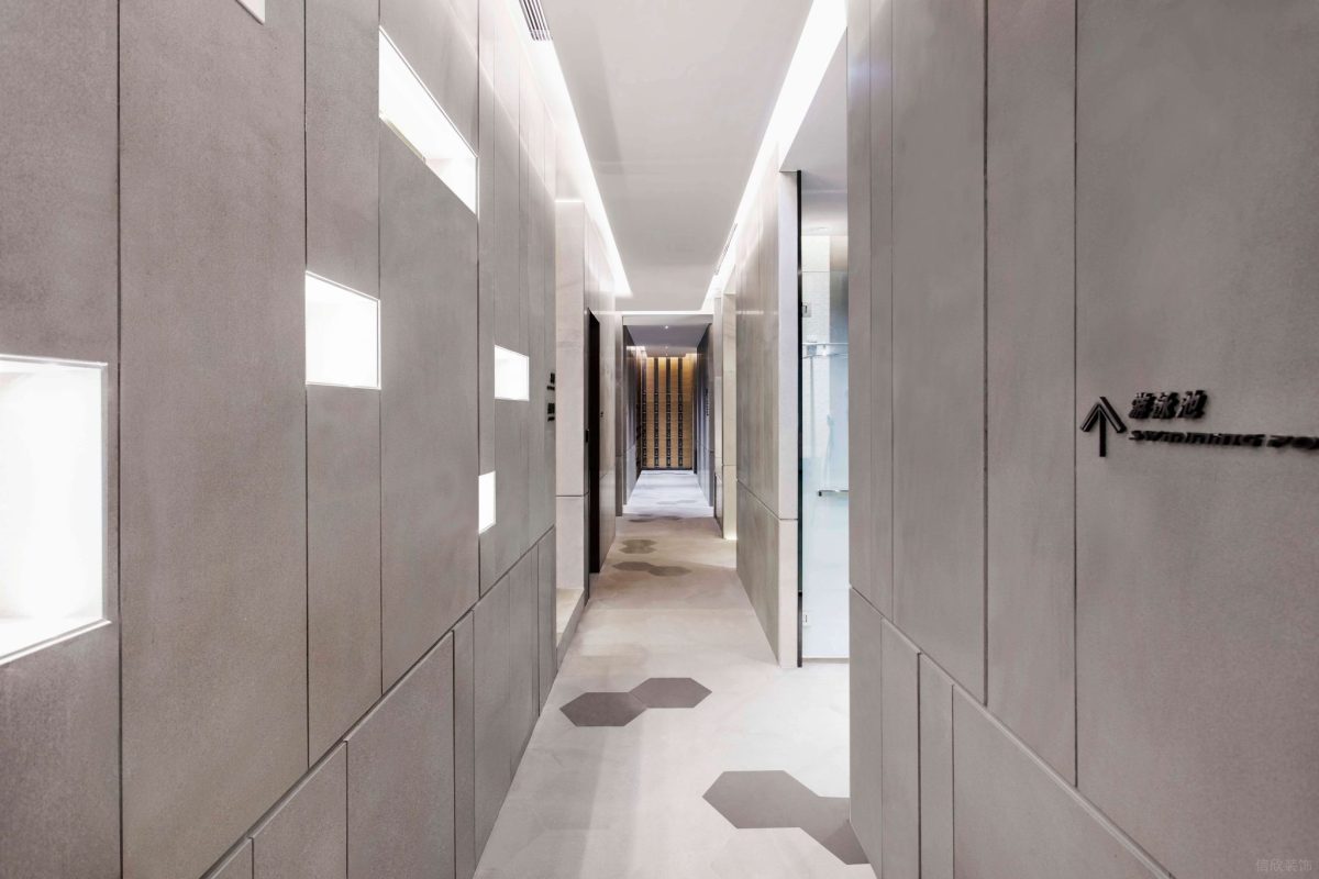 游泳池過(guò)道裝修設(shè)計(jì)工業(yè)簡(jiǎn)約風(fēng)滲水過(guò)道設(shè)計(jì)