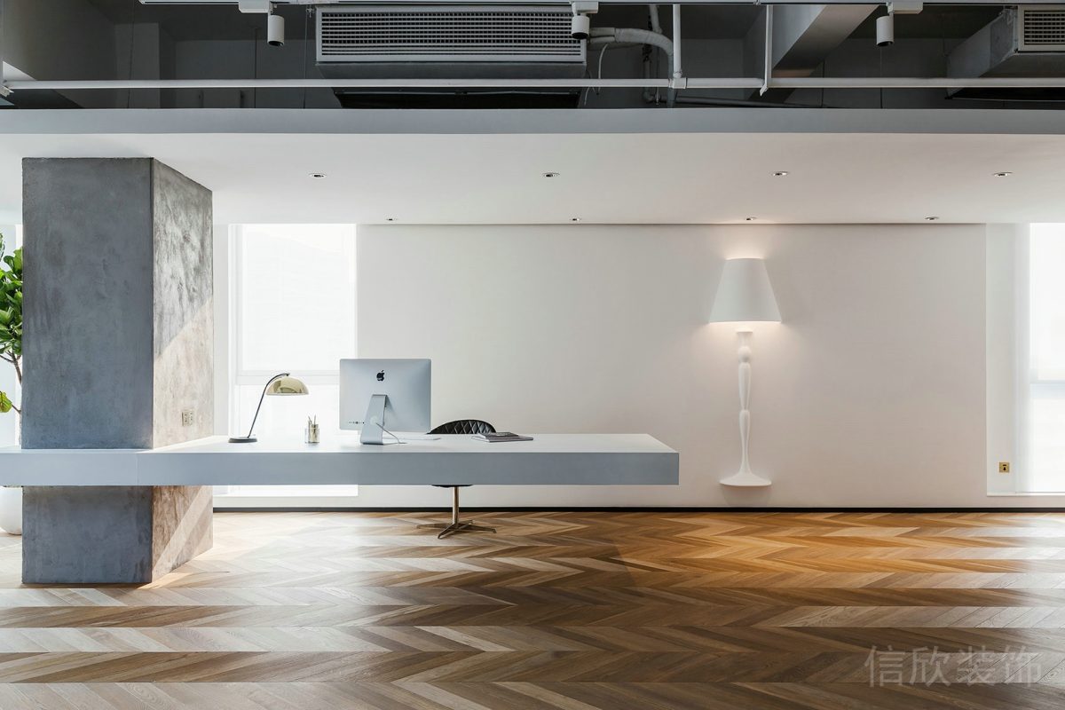 自然現(xiàn)代風(fēng)辦公空間辦公臺裝修設(shè)計(jì)