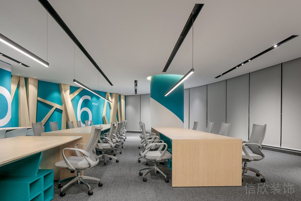 直線式木質(zhì)工作區(qū)辦公室簡(jiǎn)約風(fēng)設(shè)計(jì)