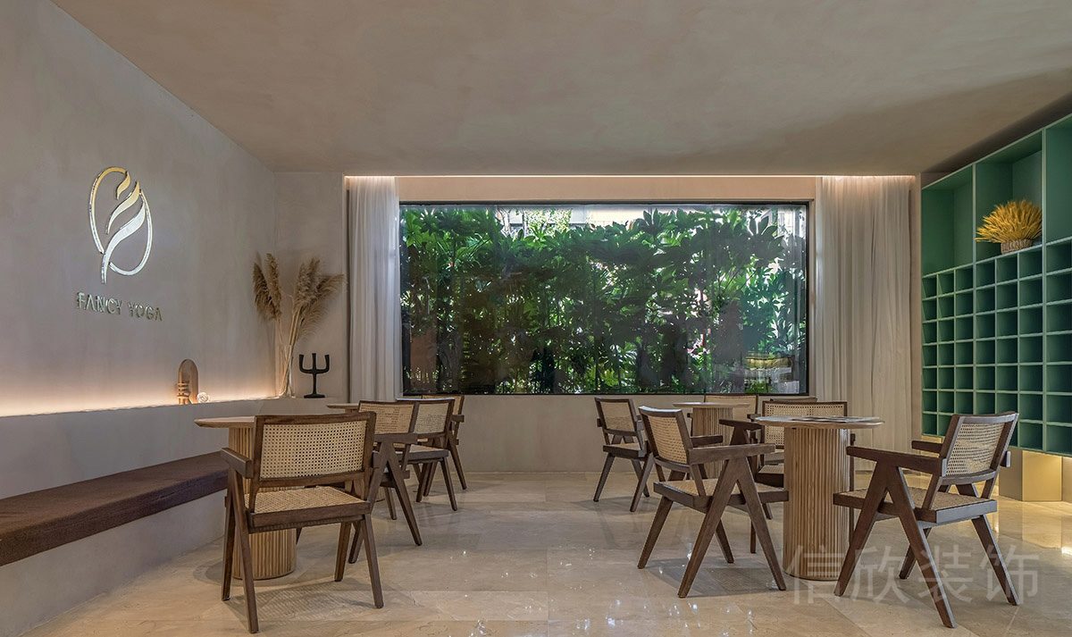 直線式原木簡約風滯空座椅大廳休息區(qū)設(shè)計