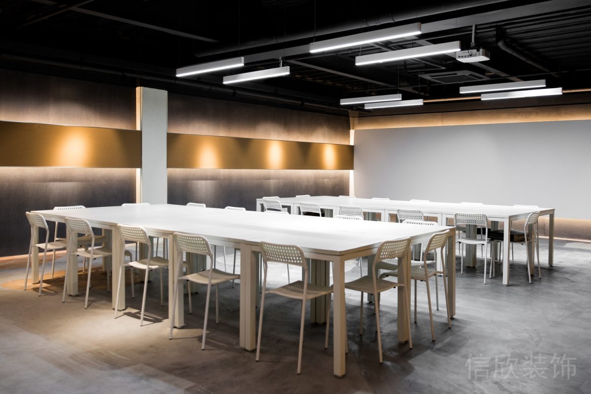 辦公室就餐區(qū)飯?zhí)矛F(xiàn)代簡約風(fēng)休息區(qū)白色座椅長桌設(shè)計工業(yè)風(fēng)效果圖