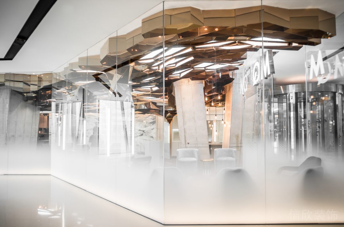 辦公室裝修設(shè)計(jì)漸變玻璃設(shè)計(jì)隔斷效果