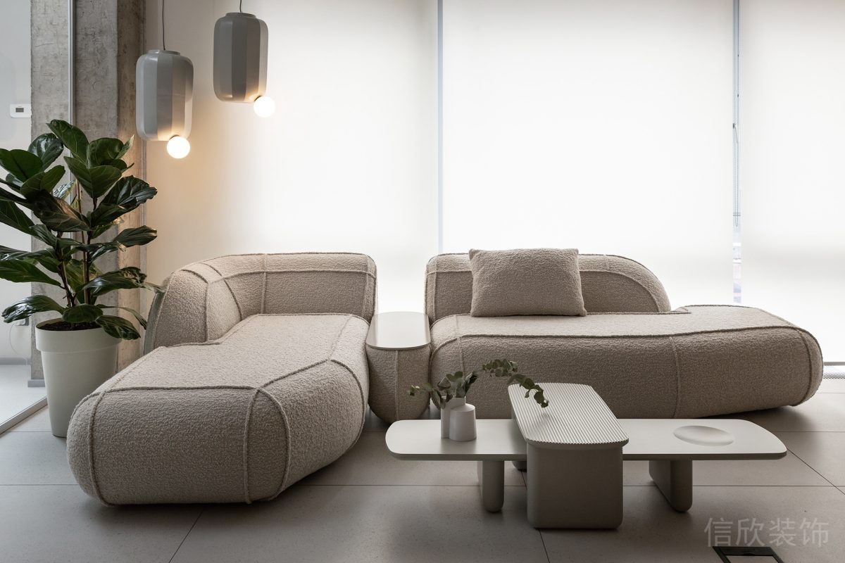 白色磨毛布藝沙發(fā)l型沙發(fā)樣板間辦公室裝修設(shè)計圖