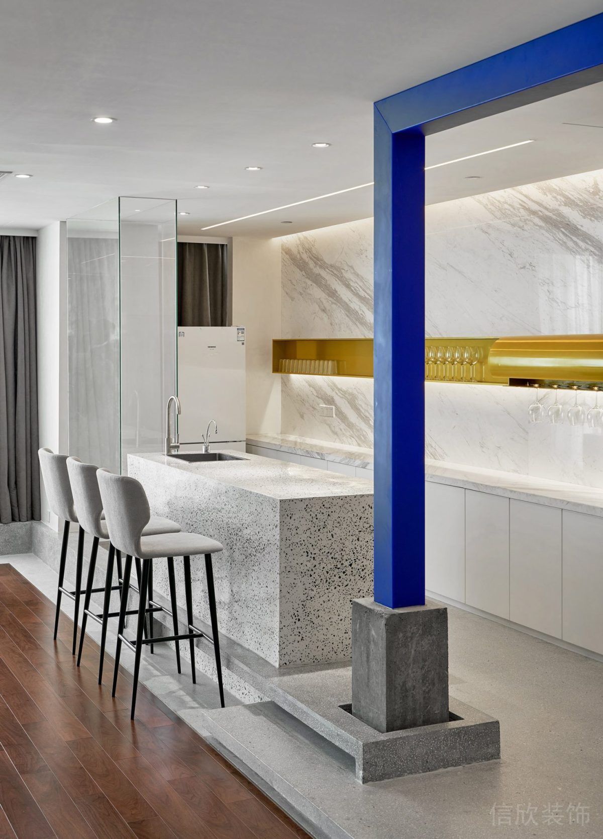 大理石紋路桌子裝修灰色調(diào)極簡(jiǎn)風(fēng)高腳椅設(shè)計(jì)辦公室吧臺(tái)設(shè)計(jì)圖