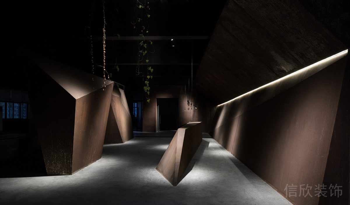 紅色裝修設(shè)計(jì)幾何線條裝修辦公室過(guò)道燈飾效果圖