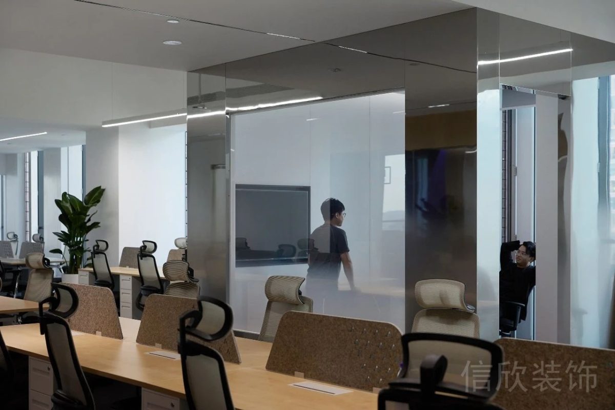 金屬銀色門(mén)框?qū)捫胃魯嗖Ａь~效果辦公室會(huì)議室裝修