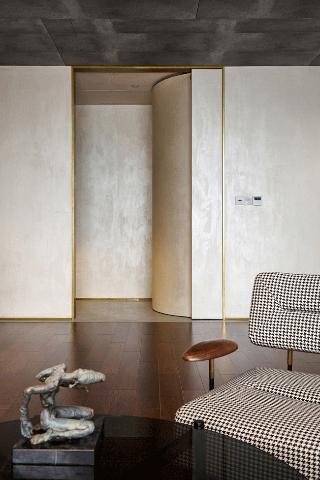 木飾地板裝修設(shè)計偏軸門隱藏式旋轉(zhuǎn)古典風過道辦公室