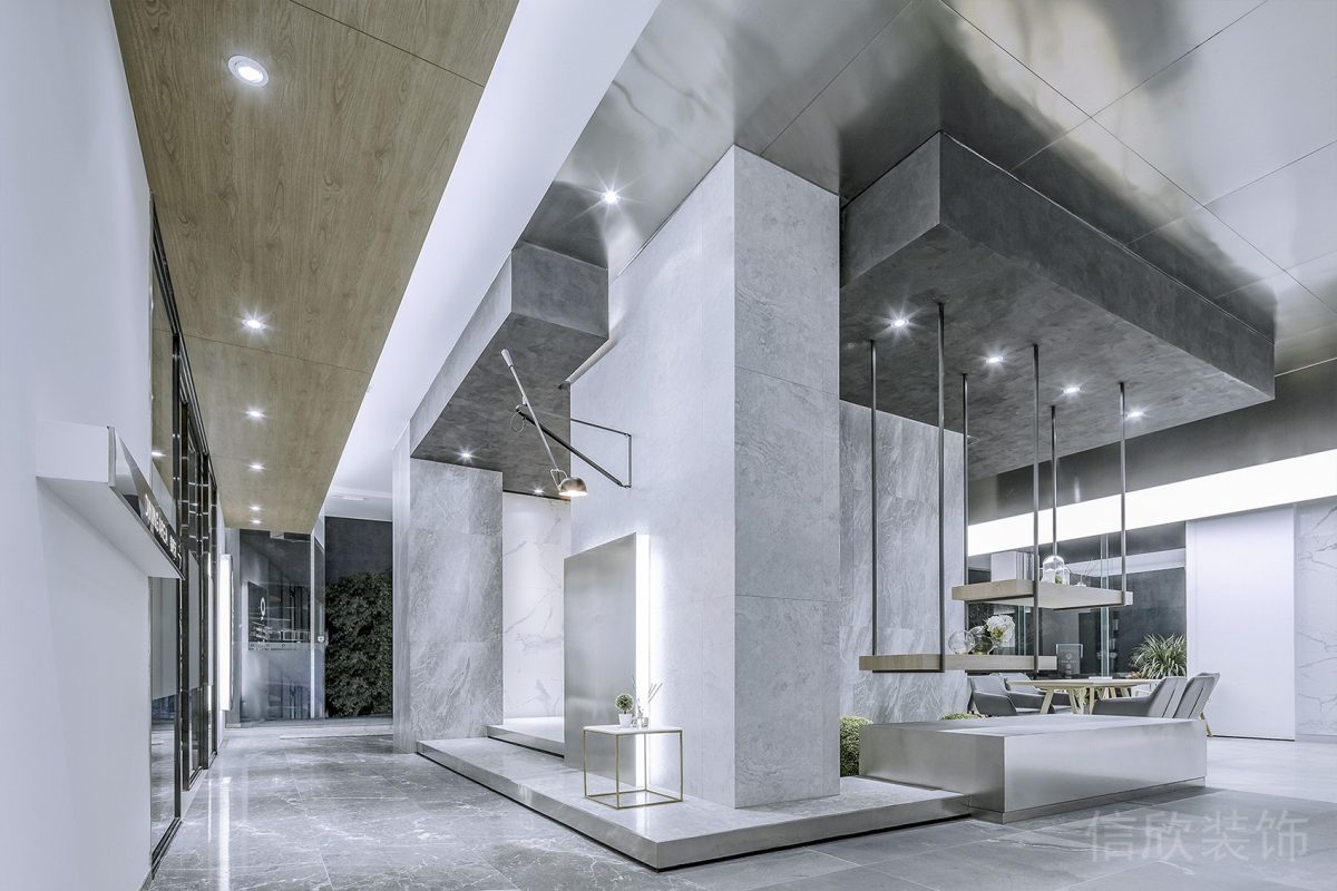 銀色天花設(shè)計(jì)前臺(tái)區(qū)裝修墻柱效果圖天花吊頂收納柜辦公室