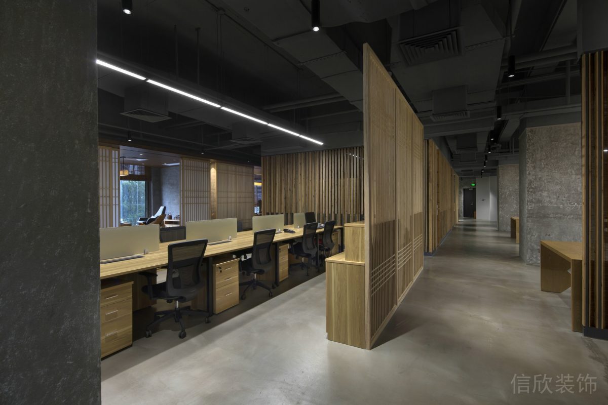 竹編鏤空墻體隔斷效果圖多人工位辦公室設(shè)計(jì)簡約風(fēng)裝修