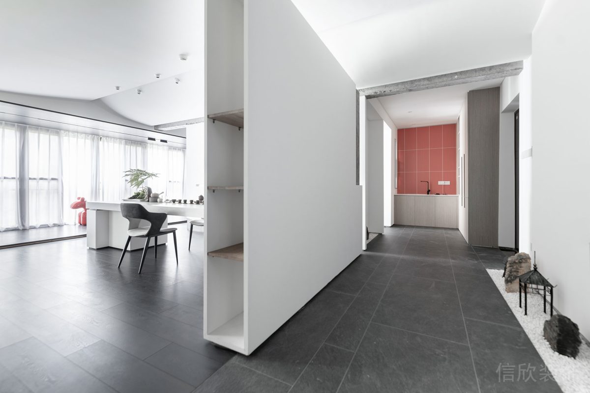 復(fù)古工業(yè)風(fēng)鏤空墻體設(shè)計(jì)收納儲(chǔ)物柜效果隔斷設(shè)計(jì)辦公室過道瓷磚