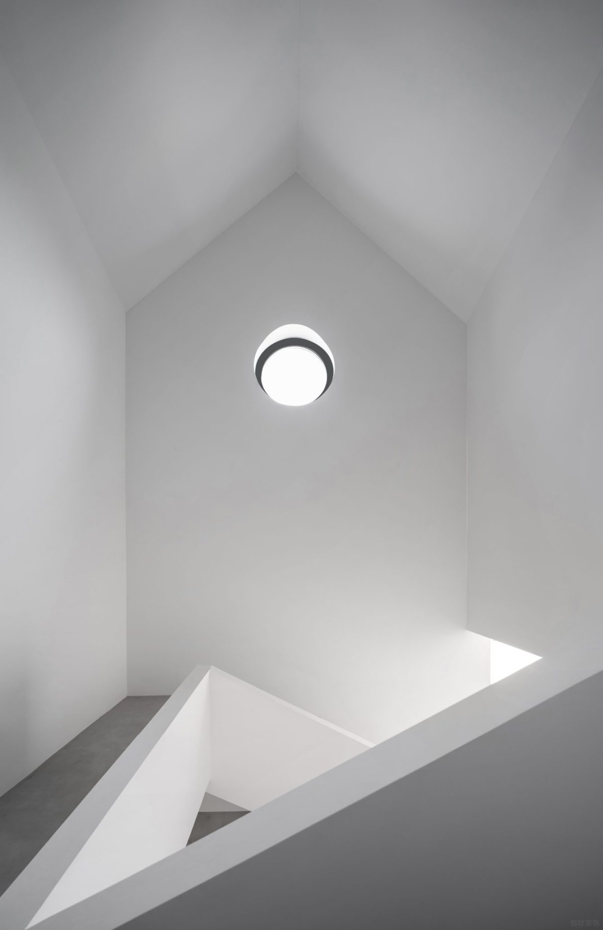 鏤空設(shè)計(jì)圓形效果裝修幾何線條效果圖裝修辦公室過(guò)道