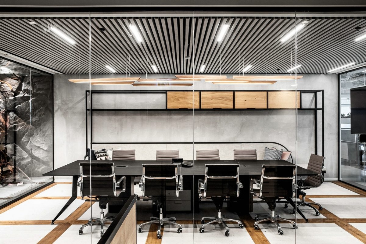 皮革黑色會(huì)議室裝修黑色金屬墻體效果木質(zhì)效果瓷磚地板裝修