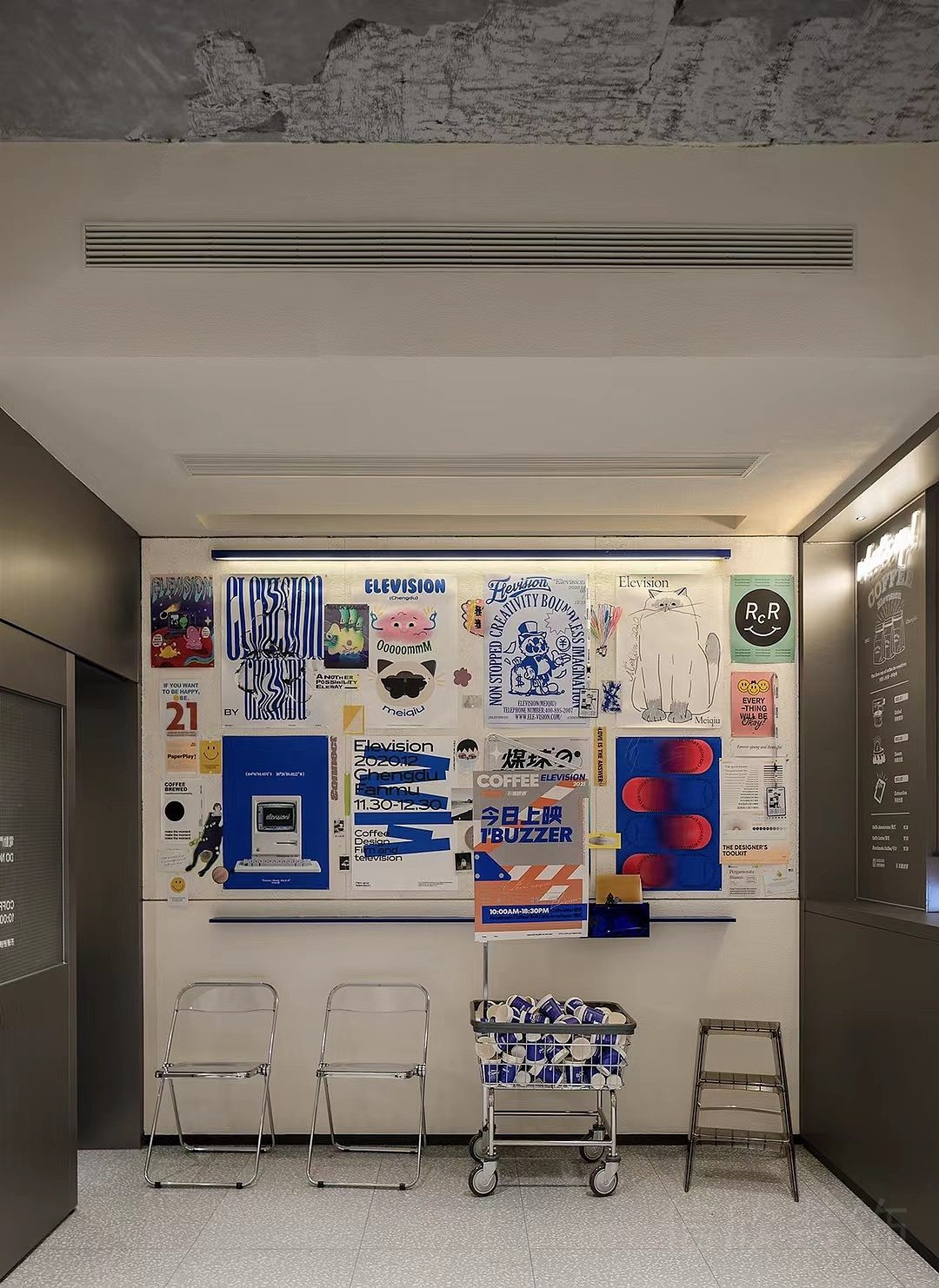 平面設(shè)計(jì)工作室裝修咖啡店等候區(qū)設(shè)計(jì)裝修效果圖辦公室