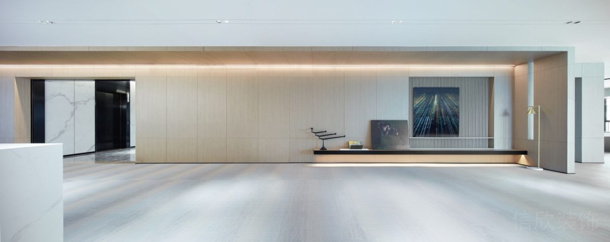 現(xiàn)代辦公室裝修設(shè)計環(huán)形暖色燈帶設(shè)計裝修大廳效果