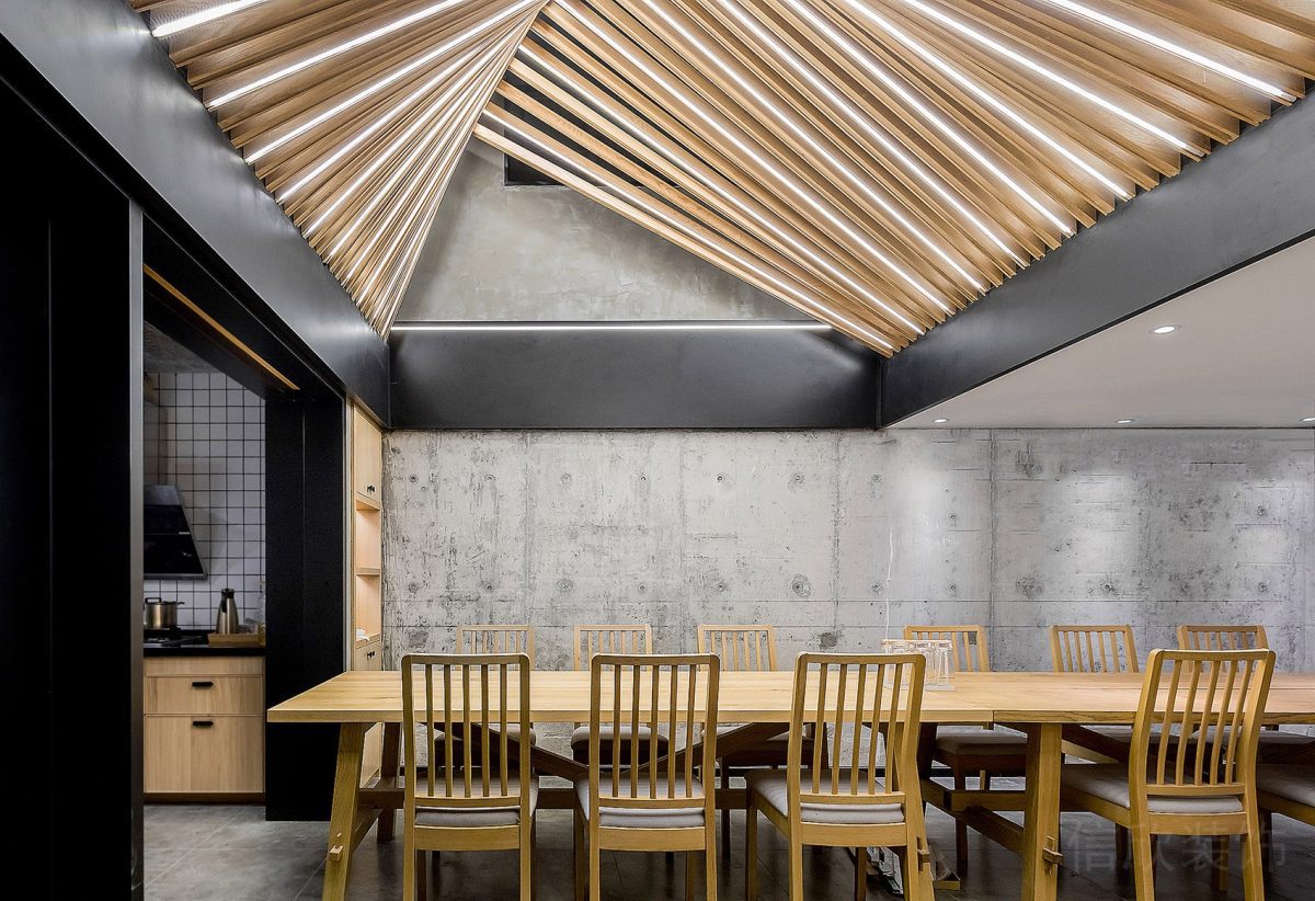 現(xiàn)代原木風(fēng)辦公室裝修設(shè)計(jì)效果圖會議室開放式效果