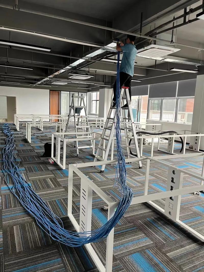 辦公室網(wǎng)線弱電電路安裝